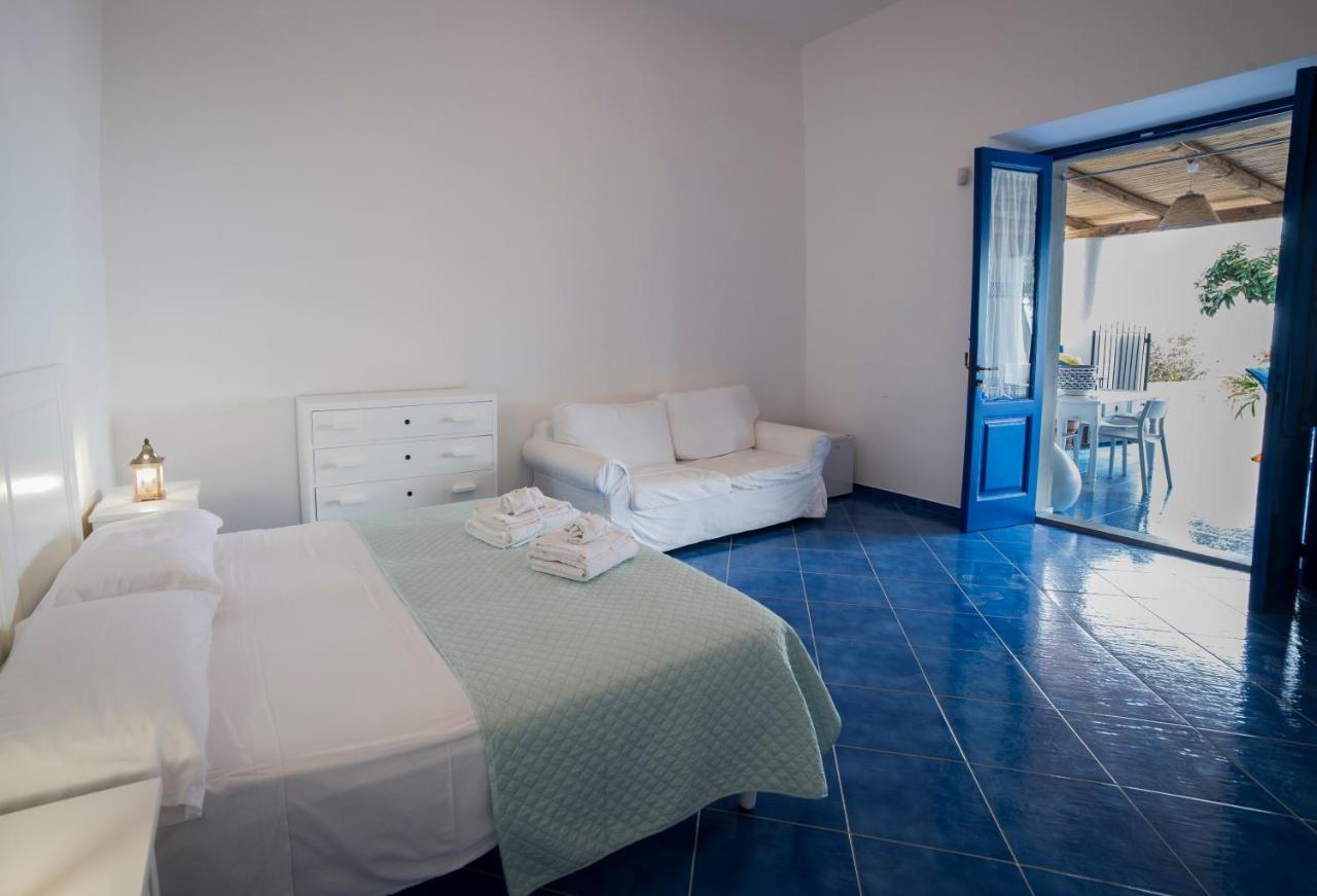 Villa Insolia Санта Марина Салина Екстериор снимка