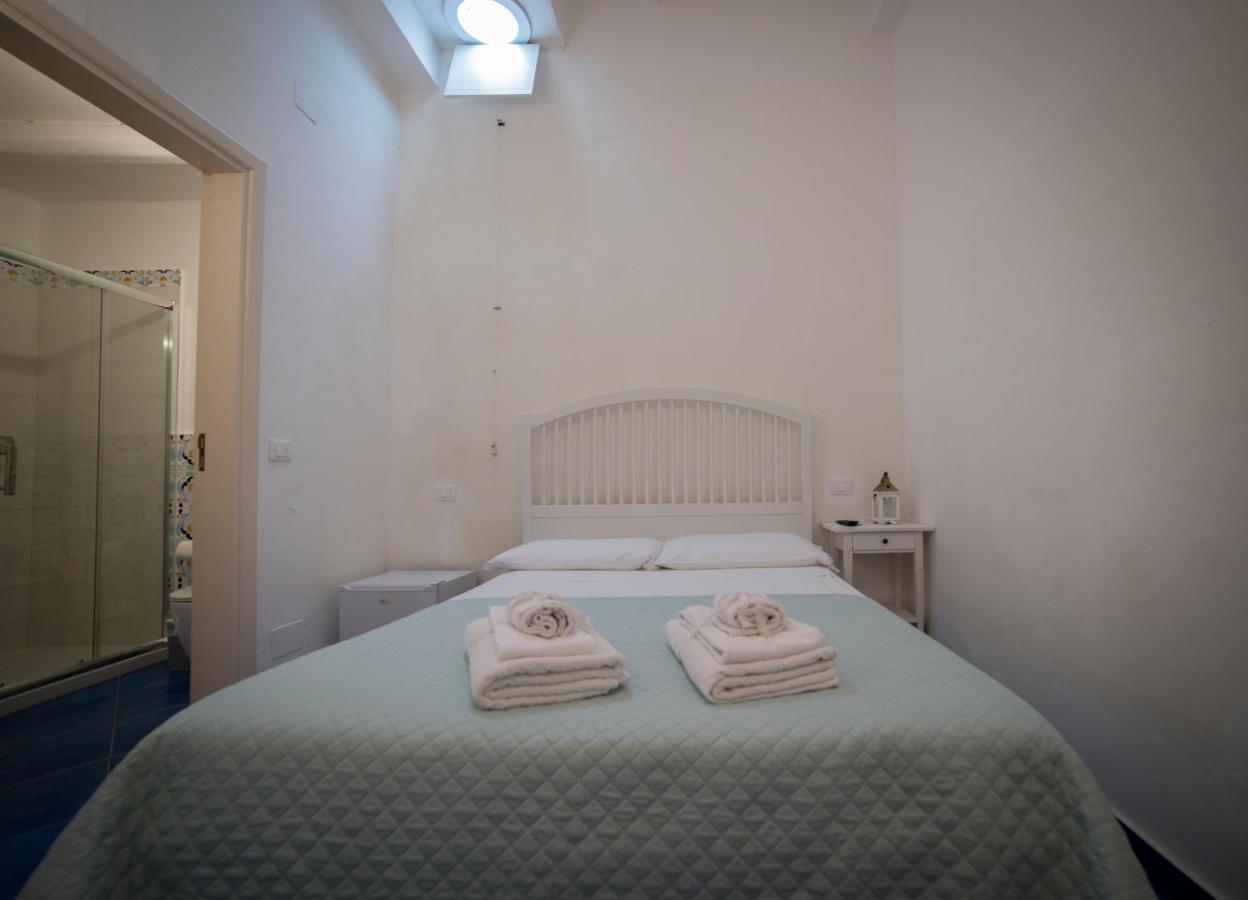 Villa Insolia Санта Марина Салина Екстериор снимка